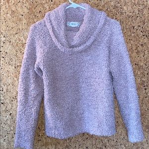 Purply-pink warm sweater with cowl neck